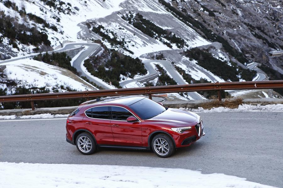  Alfa Romeo Stelvio (949) 2017 года  (WW) (фото 54 из 114)